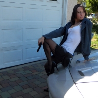 PV-amber-rayne-gun-01